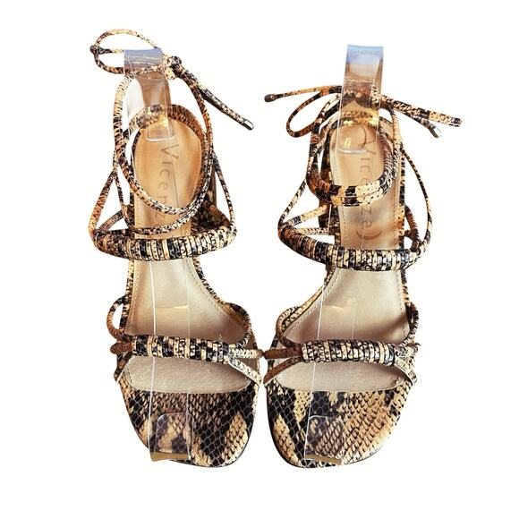 Free People Vicenza Love Struck Heels Shoes Sandals Ankle Wrap Reptile Size 6 - Picture 3 of 9